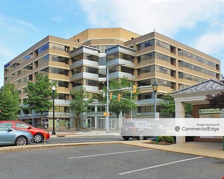 A look at Clarendon Square Office space for Rent in Arlington