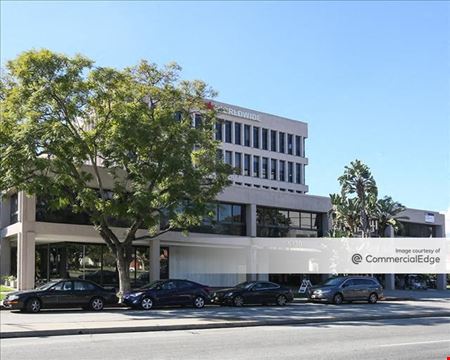 A look at Carthay Campus - 6330 San Vicente Commercial space for Rent in Los Angeles