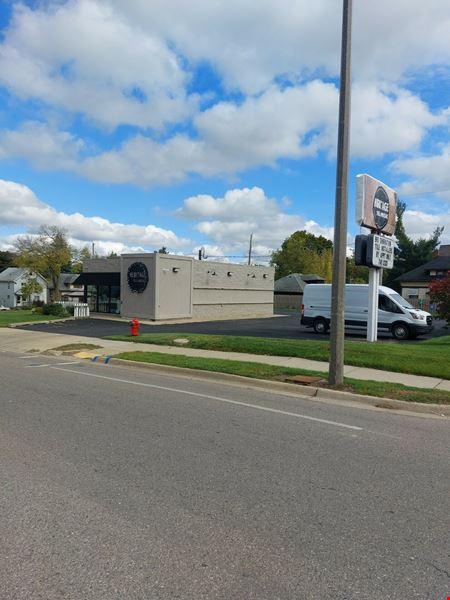 A look at 1623 S Washington Ave commercial space in Lansing