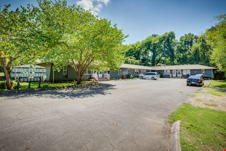 A look at 215 S Cedar St Commercial space for Sale in Maryville