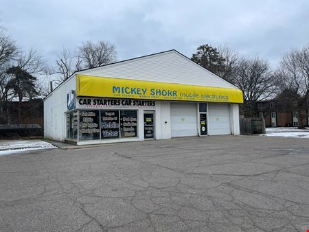 A look at 3335 Orchard Lake Rd commercial space in Keego Harbor