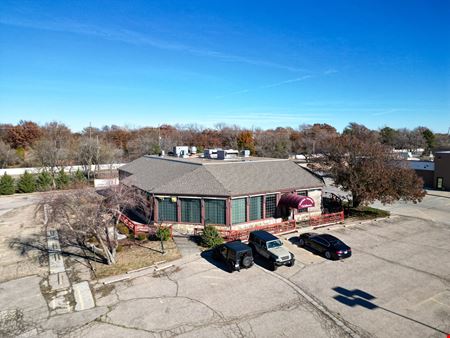 A look at 7607 E. Douglas Ave. commercial space in Wichita