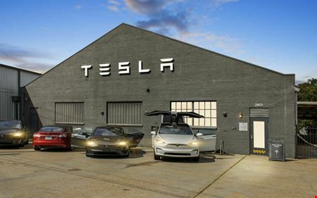 A look at Tesla Service Center commercial space in New Orleans
