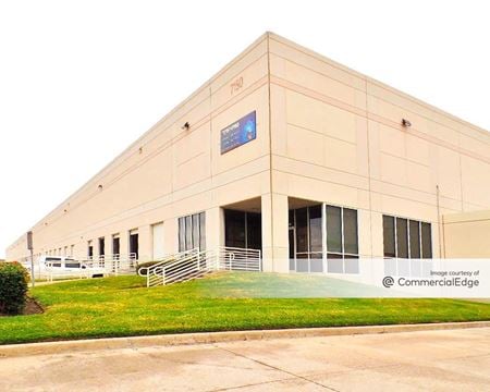 A look at NW Distribution Center - 7150 Business Park Drive commercial space in Houston