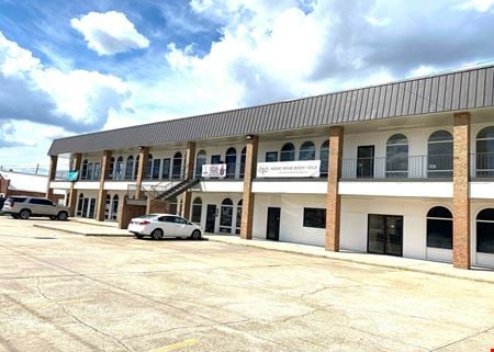 A look at Monterrey Plaza Shopping Center Front Retail/Office Office space for Rent in Baton Rouge
