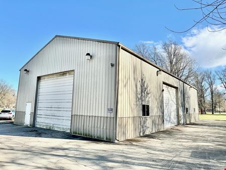 A look at 304 7th Ave commercial space in Farmersburg