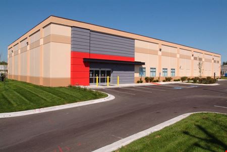 A look at Mound and Branch commercial space in Sterling Heights