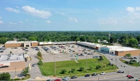 A look at South Lakeview Plaza (18-22) commercial space in St Louis