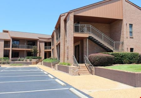 A look at Office Complex in Flowood | 660 Place commercial space in Flowood
