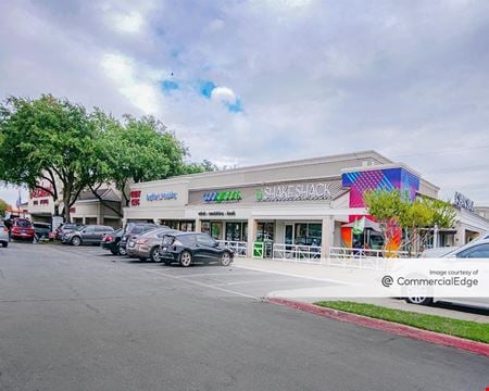 A look at Old Town Shopping Center Commercial space for Rent in Dallas