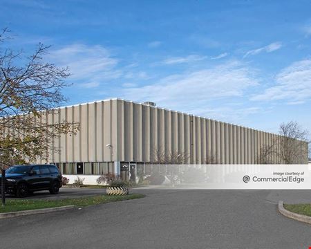 A look at Sutton Kilmer Industrial Park commercial space in Edison