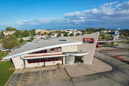 A look at 608 W Town Center Blvd commercial space in Champaign