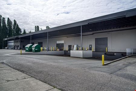 A look at ReadySpaces Redmond Industrial space for Rent in Woodinville