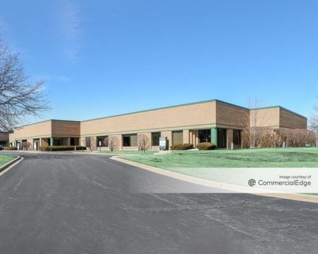 A look at The Corporate Woods - 900 Woodlands Pkwy commercial space in Vernon Hills