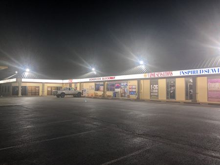 A look at Timber Creek Shopping Center commercial space in Benbrook