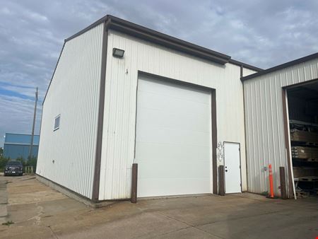 A look at 710 49th St commercial space in Marion