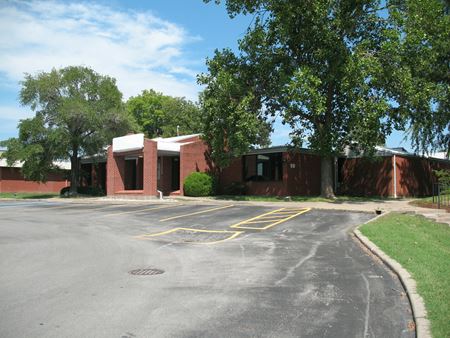 A look at 9,857 SF Medical Building in Doctor’s Park commercial space in Cape Girardeau