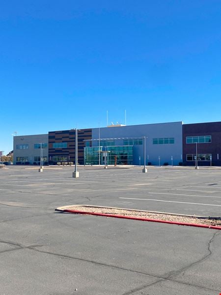 A look at 2727 S 48th St commercial space in Tempe