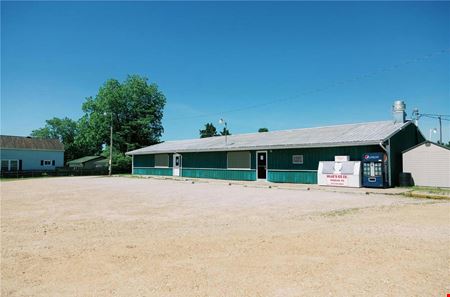 A look at ±3,744 SF Freestanding Commercial Building on 1.08 acres commercial space in Hermann