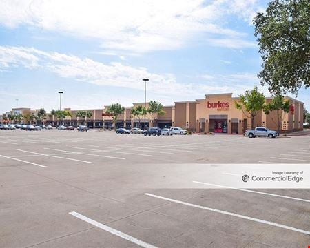 A look at Vista Ridge Plaza commercial space in Lewisville