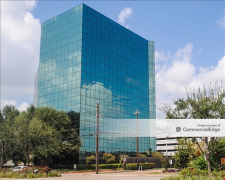 A look at Royal Oaks Centre Office space for Rent in Houston