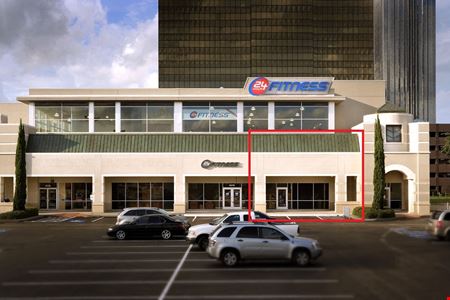 A look at 5070 Richmond Avenue commercial space in Houston