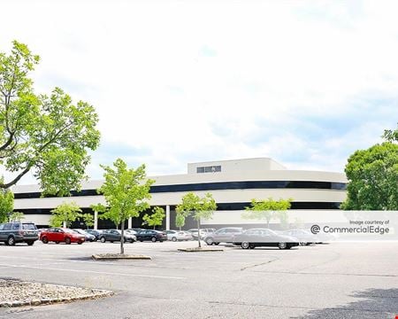 A look at Koll Corporate Center commercial space in Florham Park
