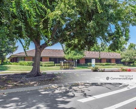 A look at 1700 Eureka Road commercial space in Roseville