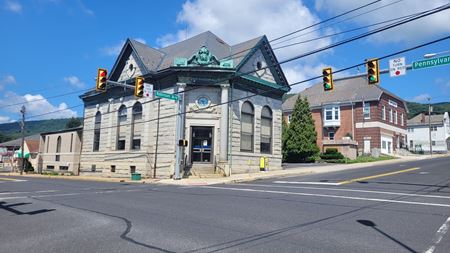 A look at Former Free Standing Full Service Bank w/ Drive Thru commercial space in Pen Argyl