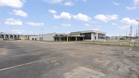 A look at Parkdale Autotown Commercial space for Sale in Corpus Christi