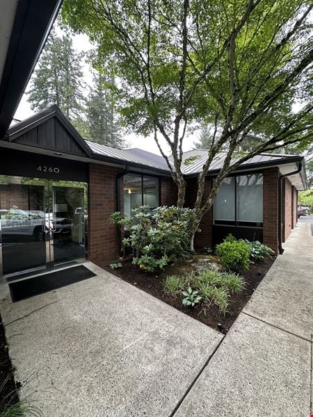 A look at 4260 Galewood Street commercial space in Lake Oswego