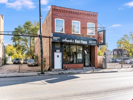 A look at 611 N Cicero Ave commercial space in Chicago