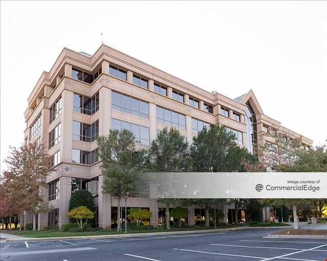200 Mansell Court East Roswell GA 30076 42Floors 200 Mansell Court East Roswell GA 30076 42Floors