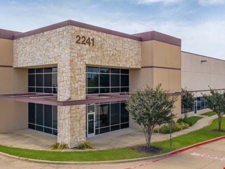 A look at 2241 South Watson Road commercial space in Arlington
