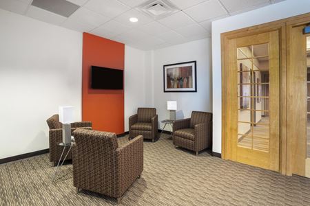 A look at Crosstown Corporate Office space for Rent in Eden Prairie