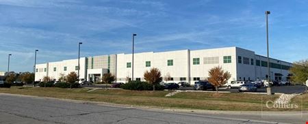 For Lease: 280,000+/- SF Industrial Building - Edwardsville