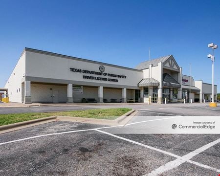 A look at 4445 Saturn Road & 1430-1518 Northwest Hwy commercial space in Garland