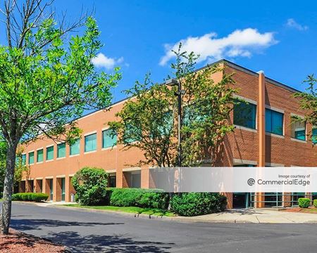 A look at Corporate Crossing Office space for Rent in Bloomfield