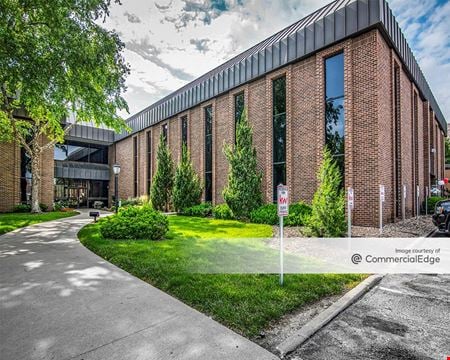 A look at 4200 Somerset Drive Commercial space for Rent in Prairie Village