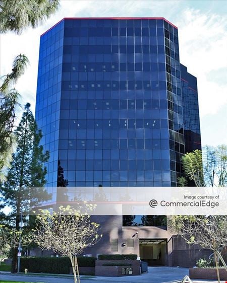 A look at Warner Center Tower 2 Office space for Rent in Woodland Hills