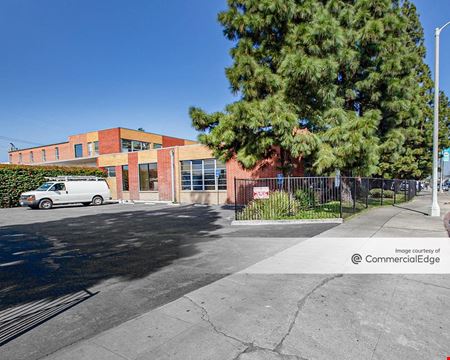 A look at 7239-7249 Lankershim Blvd Industrial space for Rent in North Hollywood