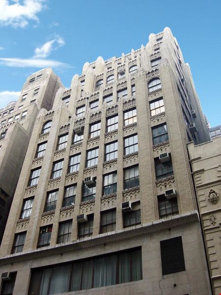 A look at 236 West 30th Street commercial space in New York