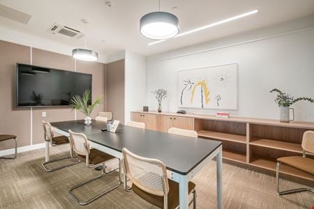 A look at 225 West 39th Street Coworking space for Rent in New York