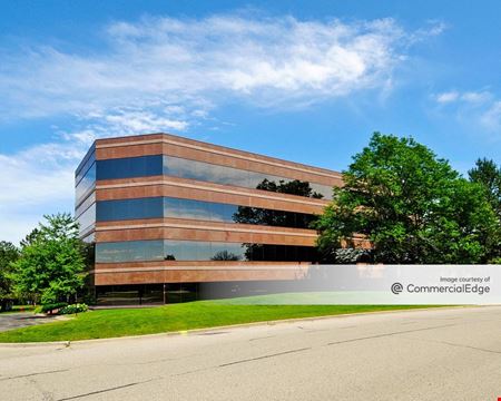A look at Buffalo Grove Business Park - 750 Lake Cook Road commercial space in Buffalo Grove
