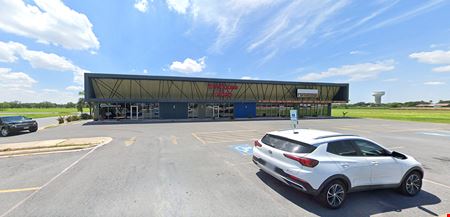 A look at Lender-Owned, 17,170± Multi-Tenant Retail Building commercial space in Mercedes