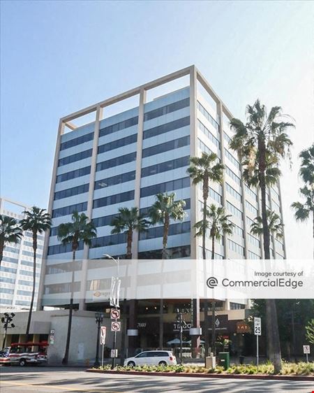 A look at 7080 Hollywood Boulevard commercial space in Los Angeles
