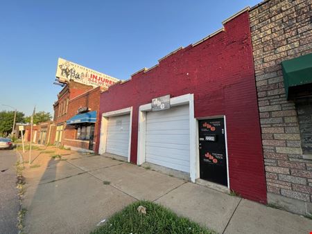 A look at 2237-2239 Gravois Ave commercial space in Saint Louis