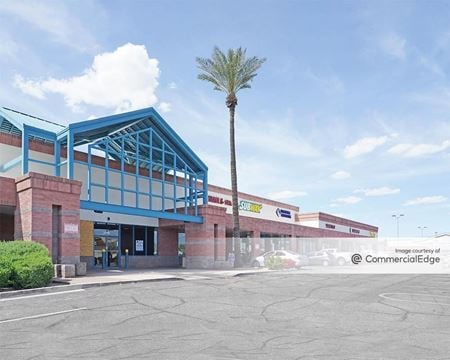 A look at Horizon Village commercial space in Phoenix