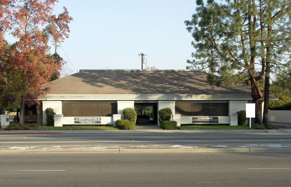 ±2,150 SF of Professional Office Space Off Shaw Ave