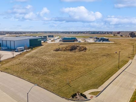 A look at 351 NW Autumn Crest Dr commercial space in Ankeny